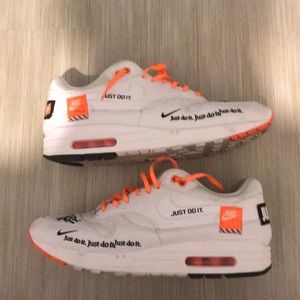 Nike Air Max 1 - “Just Do It” collection